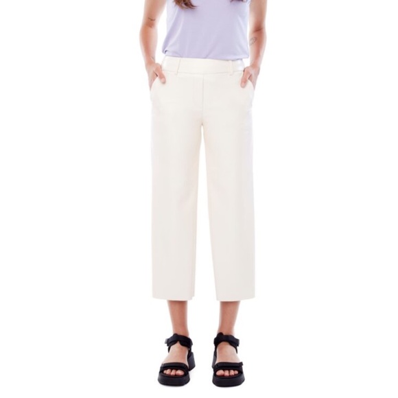 I love Tyler Madison vegan leather crop pant - Picture 3 of 10